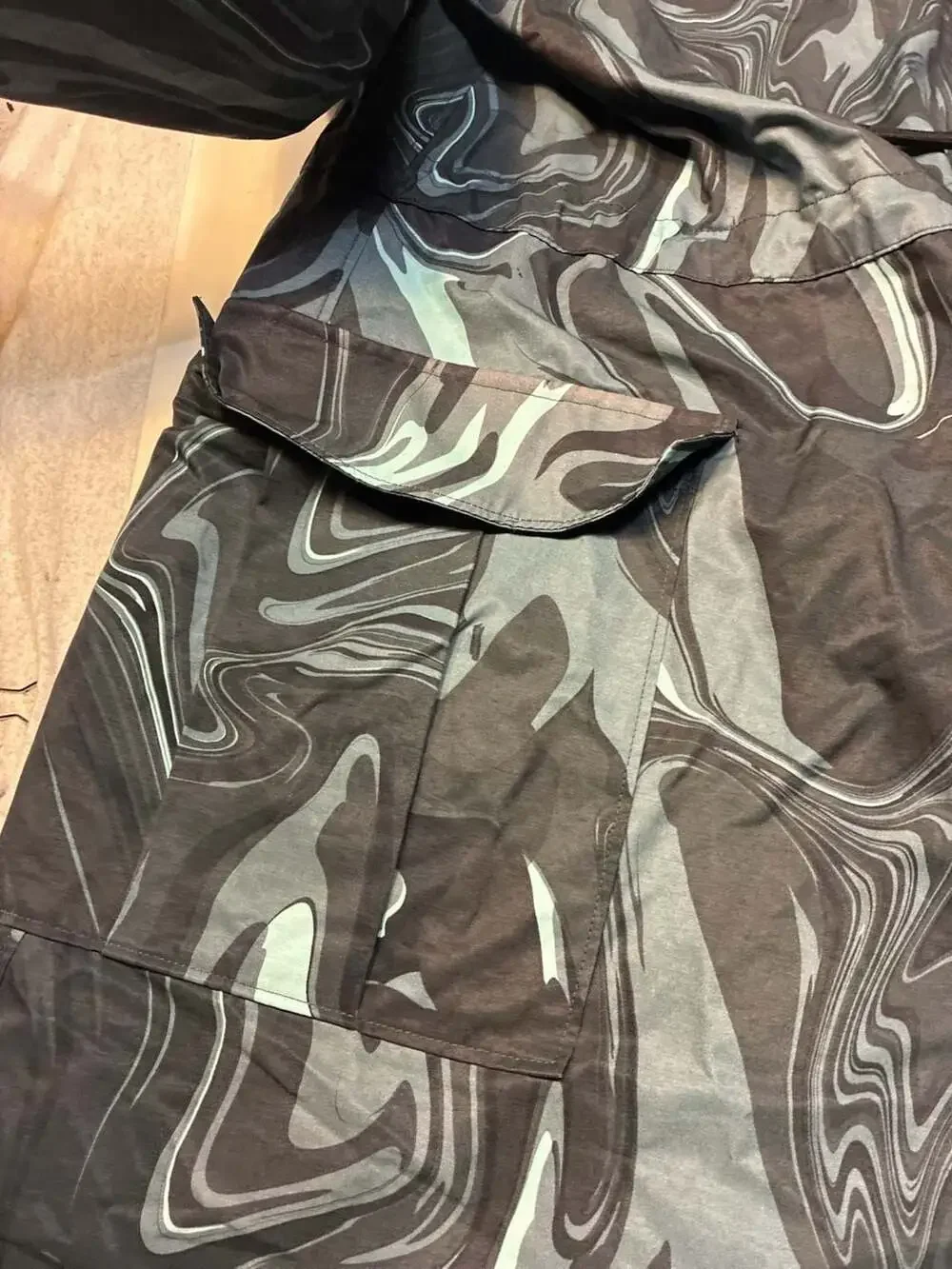 Nicole Miller Collection Hooded Rain Jacket Abstract Marble Print Size P